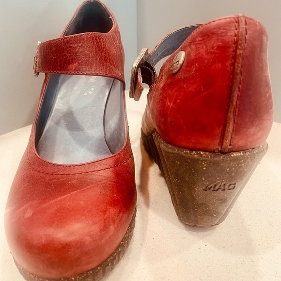 MAG Mary Jane Rubber Wedge Heel Sandal - Picture 5 of 13